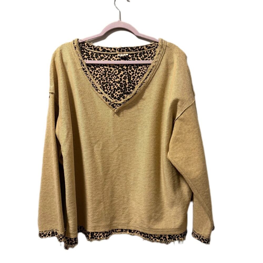 POL top animal print oversized French Terry